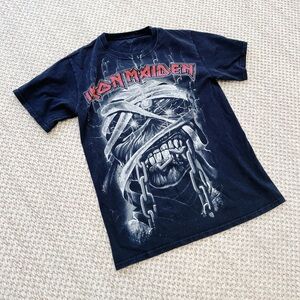 Vintage black Iron Maiden metal Black Graphic T-Shirt small